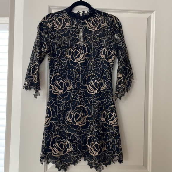 Luxxel black and Gold lace mini dress size small - Picture 3 of 4